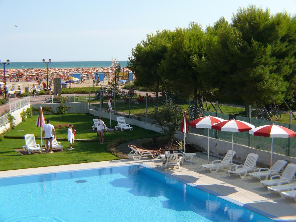 Residence Panorama Apart Hotel Bibione Exterior photo